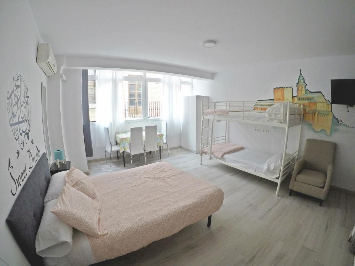 Mesonhomes Suites Center - Stay & Work Granada Ngoại thất bức ảnh