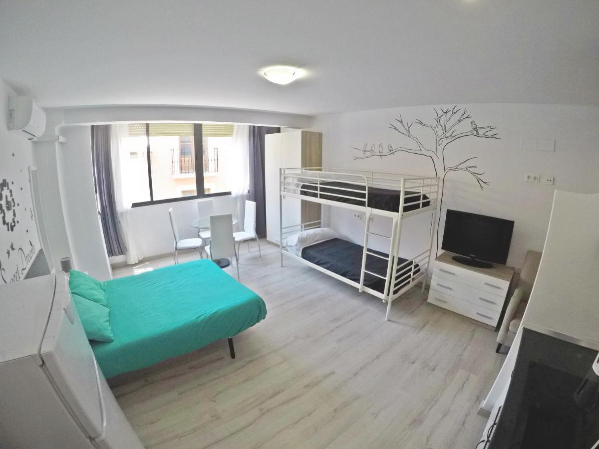 Mesonhomes Suites Center - Stay & Work Granada Ngoại thất bức ảnh